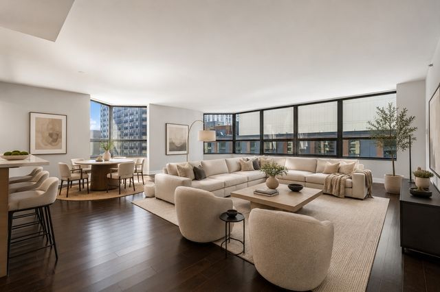 400 E Ohio Street 603, Chicago, IL 60611