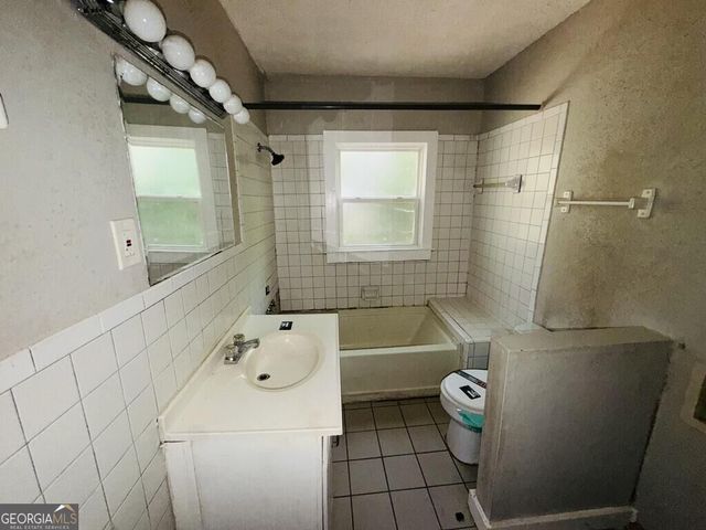2835 Burton Road NW, Atlanta, GA 30311
