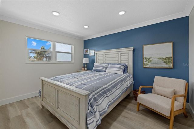 9393 MIDNIGHT PASS ROAD 302, Sarasota, FL 34242