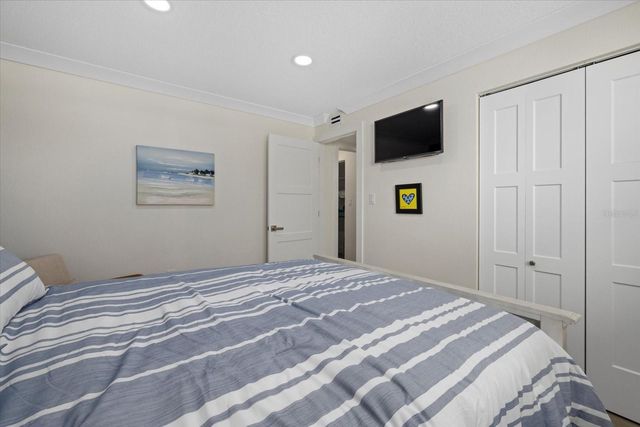 9393 MIDNIGHT PASS ROAD 302, Sarasota, FL 34242
