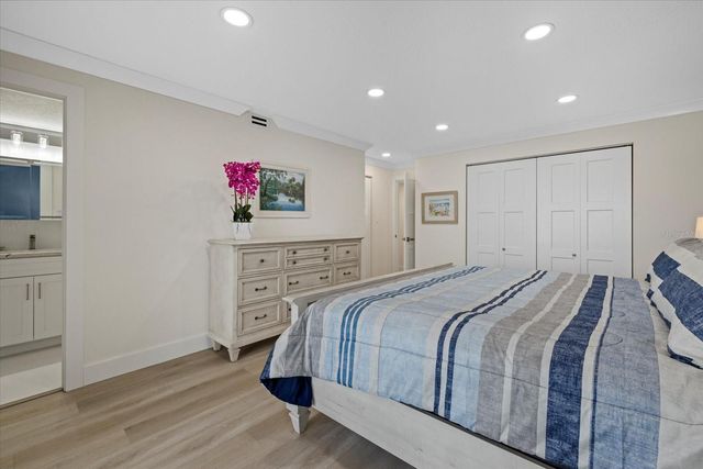 9393 MIDNIGHT PASS ROAD 302, Sarasota, FL 34242
