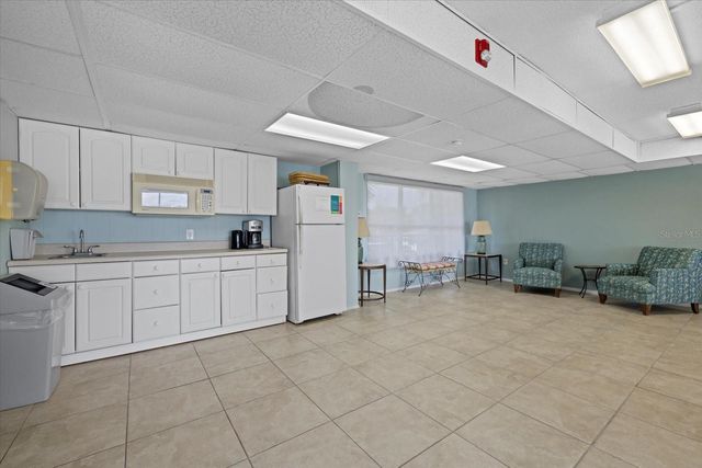 9393 MIDNIGHT PASS ROAD 302, Sarasota, FL 34242