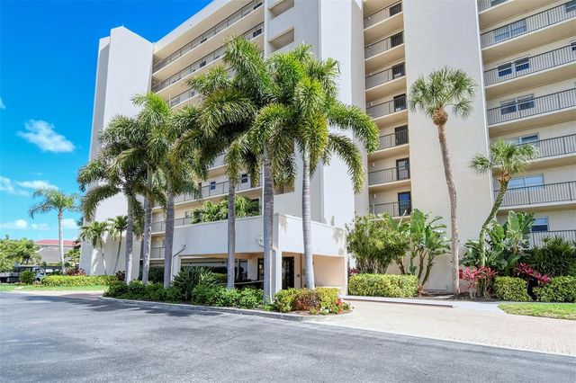 9393 MIDNIGHT PASS ROAD 302, Sarasota, FL 34242