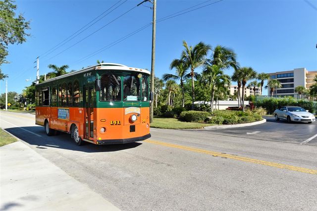 9393 MIDNIGHT PASS ROAD 302, Sarasota, FL 34242