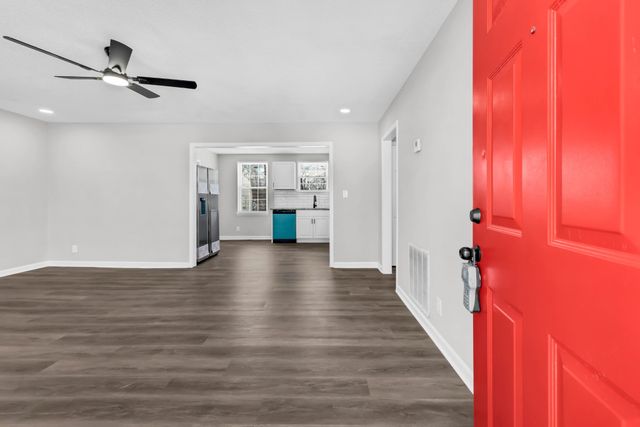 2622 Union Hall Rd, Clarksville, TN 37040