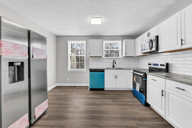 2622 Union Hall Rd, Clarksville, TN 37040