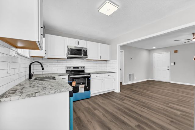 2622 Union Hall Rd, Clarksville, TN 37040