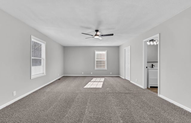 2622 Union Hall Rd, Clarksville, TN 37040