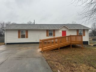 2622 Union Hall Rd, Clarksville, TN 37040