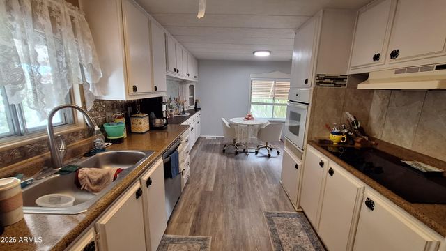 6960 W Peoria Avenue 37, Peoria, AZ 85345