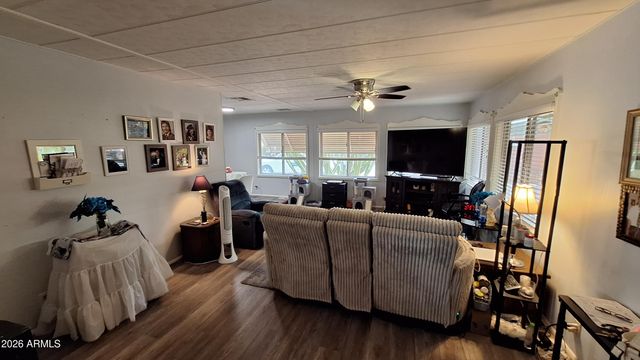 6960 W Peoria Avenue 37, Peoria, AZ 85345