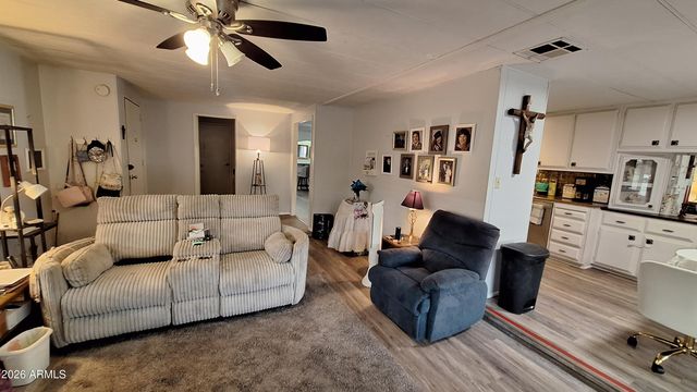 6960 W Peoria Avenue 37, Peoria, AZ 85345