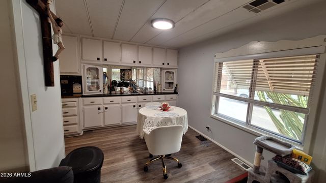 6960 W Peoria Avenue 37, Peoria, AZ 85345