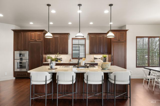 1658 E Crowne Pointe Dr, Eagle, ID 83616