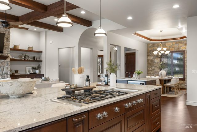 1658 E Crowne Pointe Dr, Eagle, ID 83616