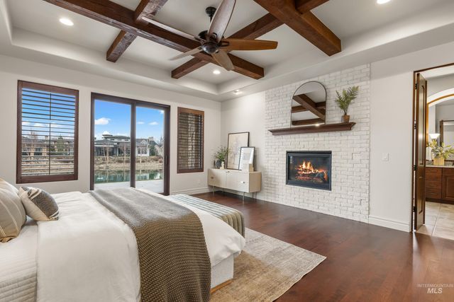 1658 E Crowne Pointe Dr, Eagle, ID 83616