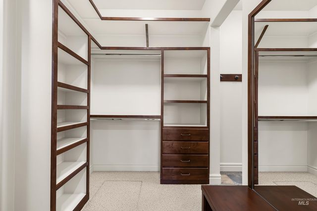 1658 E Crowne Pointe Dr, Eagle, ID 83616