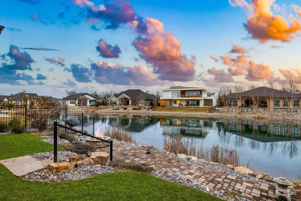 1658 E Crowne Pointe Dr, Eagle, ID 83616 photo 43