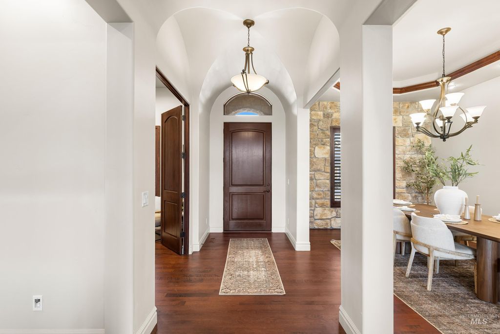 1658 E Crowne Pointe Dr, Eagle, ID 83616 photo 6