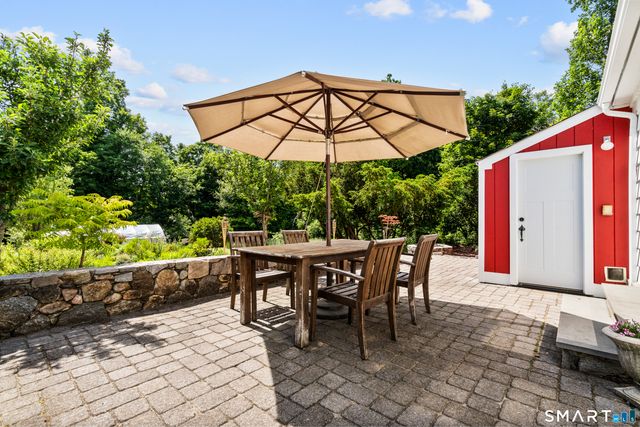 102 Whisconier Road, Brookfield, CT 06804