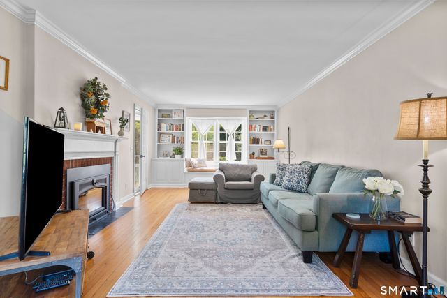 102 Whisconier Road, Brookfield, CT 06804