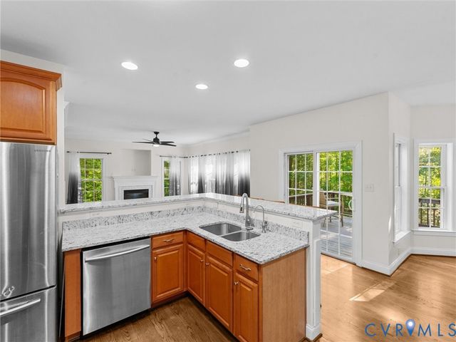 2967 Willow Trace Ln, Sandy Hook, VA 23153
