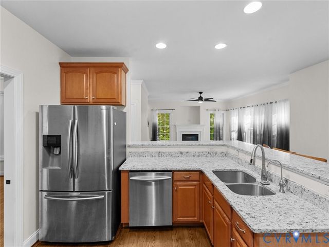 2967 Willow Trace Ln, Sandy Hook, VA 23153