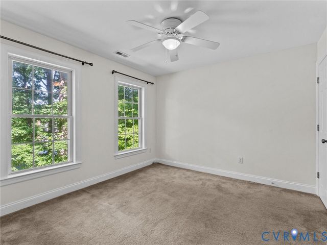 2967 Willow Trace Ln, Sandy Hook, VA 23153