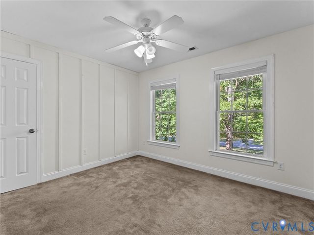 2967 Willow Trace Ln, Sandy Hook, VA 23153