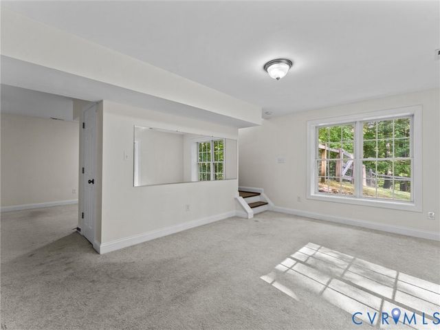 2967 Willow Trace Ln, Sandy Hook, VA 23153