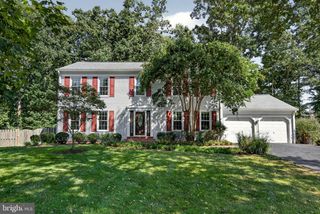 6200 MAPLE RUN CT, Clifton, VA 20124