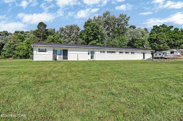 1104 Allardt Hwy, Jamestown, TN 38556