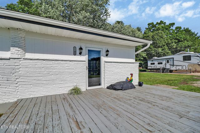 1104 Allardt Hwy, Jamestown, TN 38556