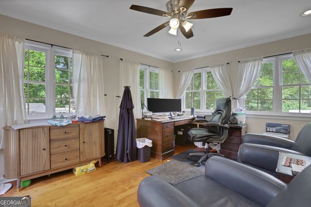 4052 W Johnson Circle, Chamblee, GA 30341