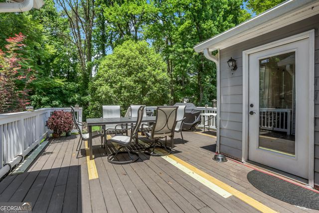 4052 W Johnson Circle, Chamblee, GA 30341
