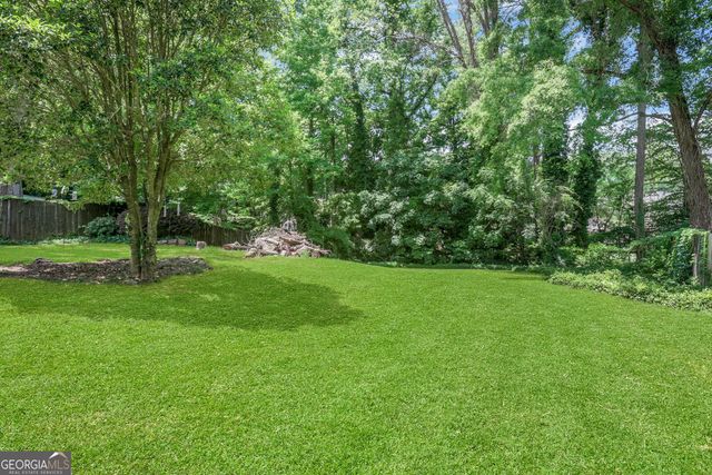 4052 W Johnson Circle, Chamblee, GA 30341