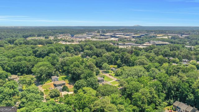4052 W Johnson Circle, Chamblee, GA 30341