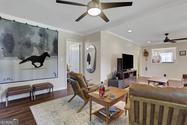 4052 W Johnson Circle, Chamblee, GA 30341