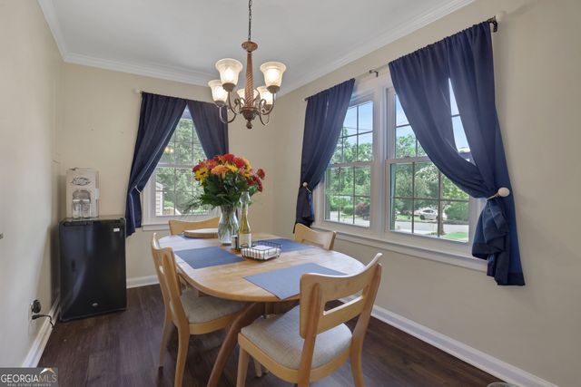 4052 W Johnson Circle, Chamblee, GA 30341