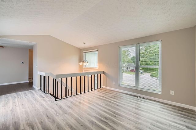 5972 Hampstead Lane, Columbus, OH 43229