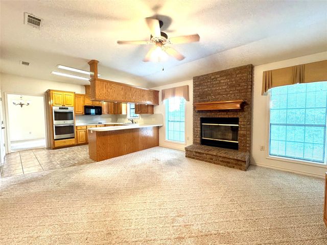 20 Shallow Springs, Trinity, TX 75862