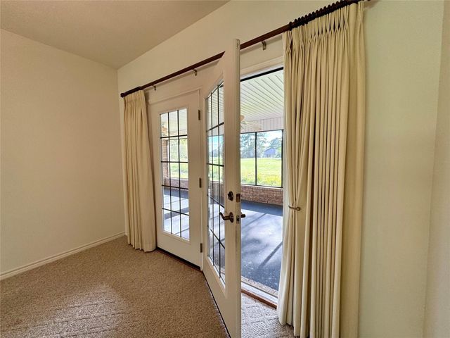 20 Shallow Springs, Trinity, TX 75862