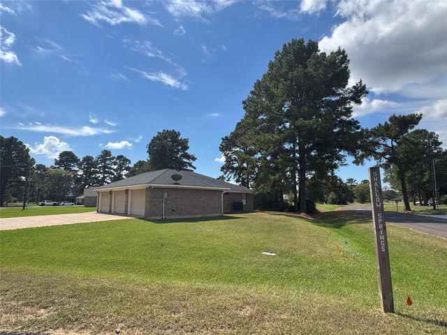 20 Shallow Springs, Trinity, TX 75862