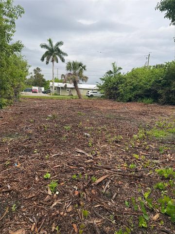 861 BURLAND STREET, Punta Gorda, FL 33950