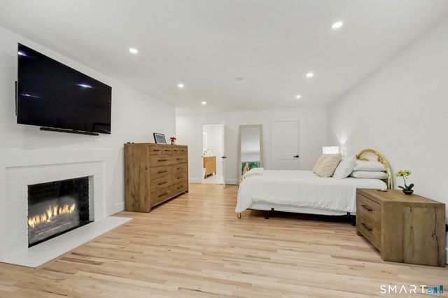 158 Steep Hill Road, Weston, CT 06883