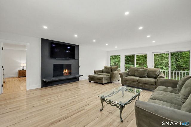 158 Steep Hill Road, Weston, CT 06883