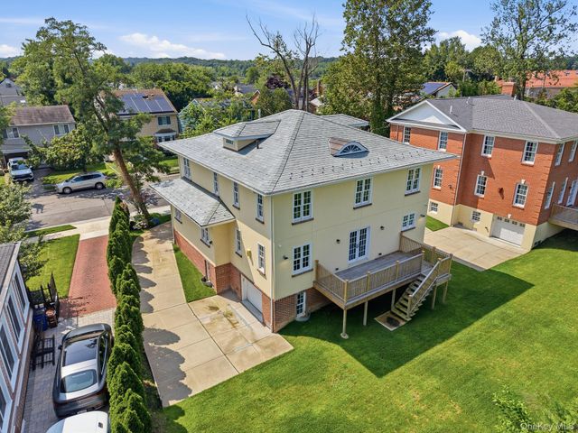 233-25 38th Drive, Douglaston, NY 11363