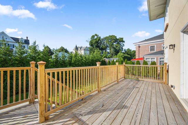 233-25 38th Drive, Douglaston, NY 11363
