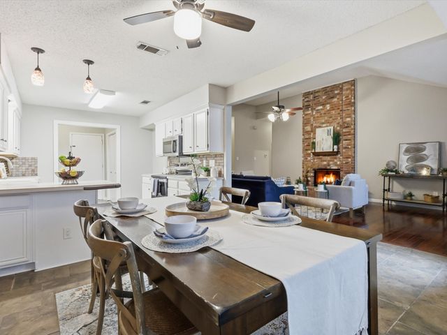 5703 Prescott Drive, Arlington, TX 76018