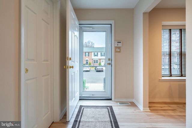 201 CHEROKEE CIR, Ambler, PA 19002